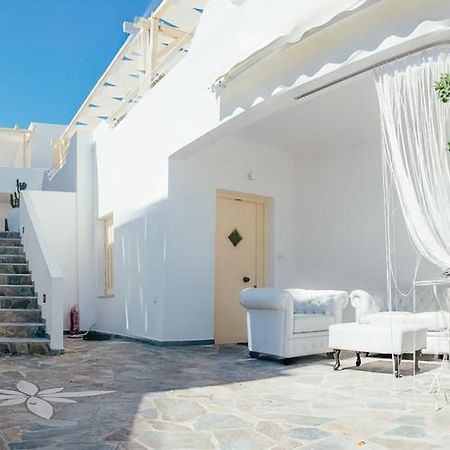The White Suites Adamantas  Exteriér fotografie